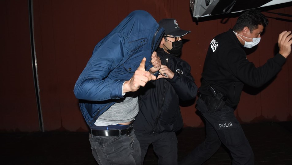 Boşandığı eşini ölümle tehdit eden kişi polis ekiplerince yakalandı
