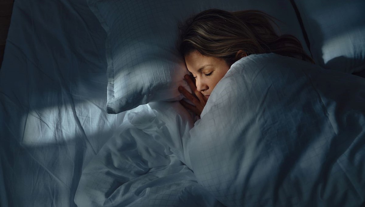 Depresyona girdi, 56 gün uyudu Depresyona girdi, 56 gün uyudu