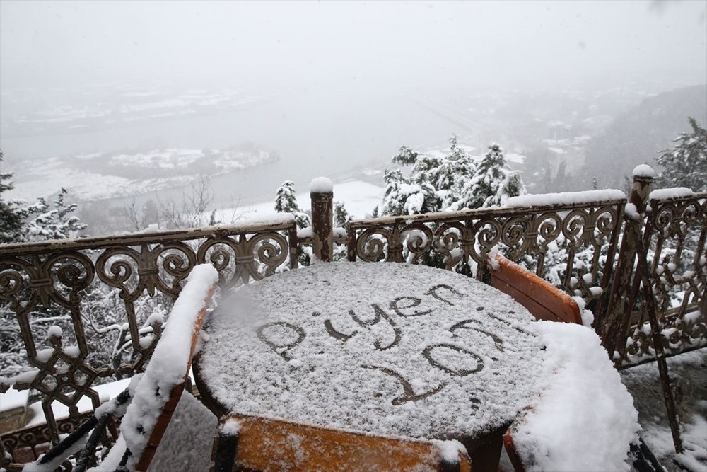 İstanbul'da kar yağışı devam ediyor - 20