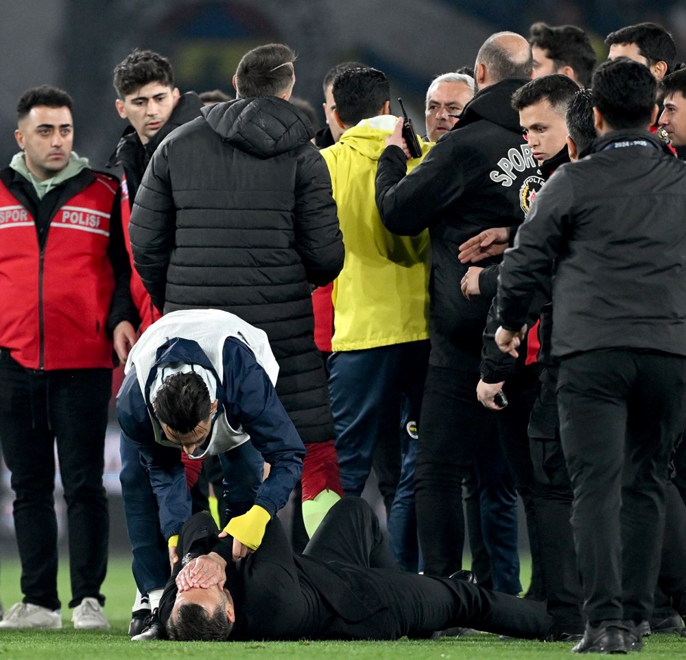 Nihat Kahveci, Jose Mourinho'ya ateş püskürdü: 