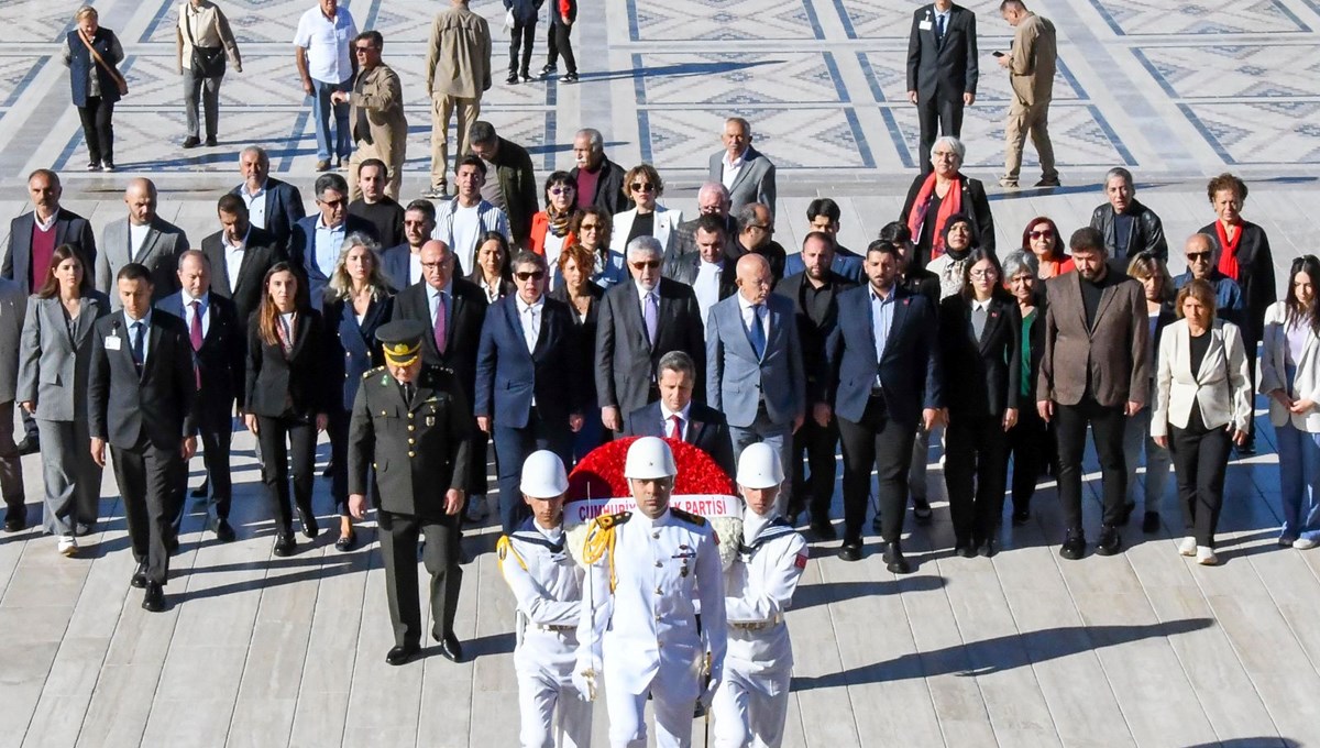 CHP heyetinden Anıtkabir'e ziyaret