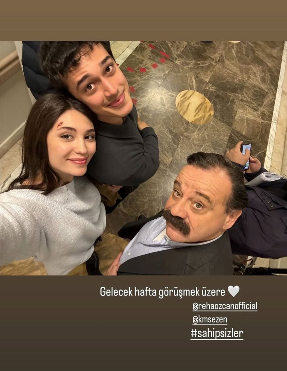 Sahipsizler yıldızlarından kamera gerisi fotoğrafları 76 SjO0C3NLMEGcViUdZ5DZ A