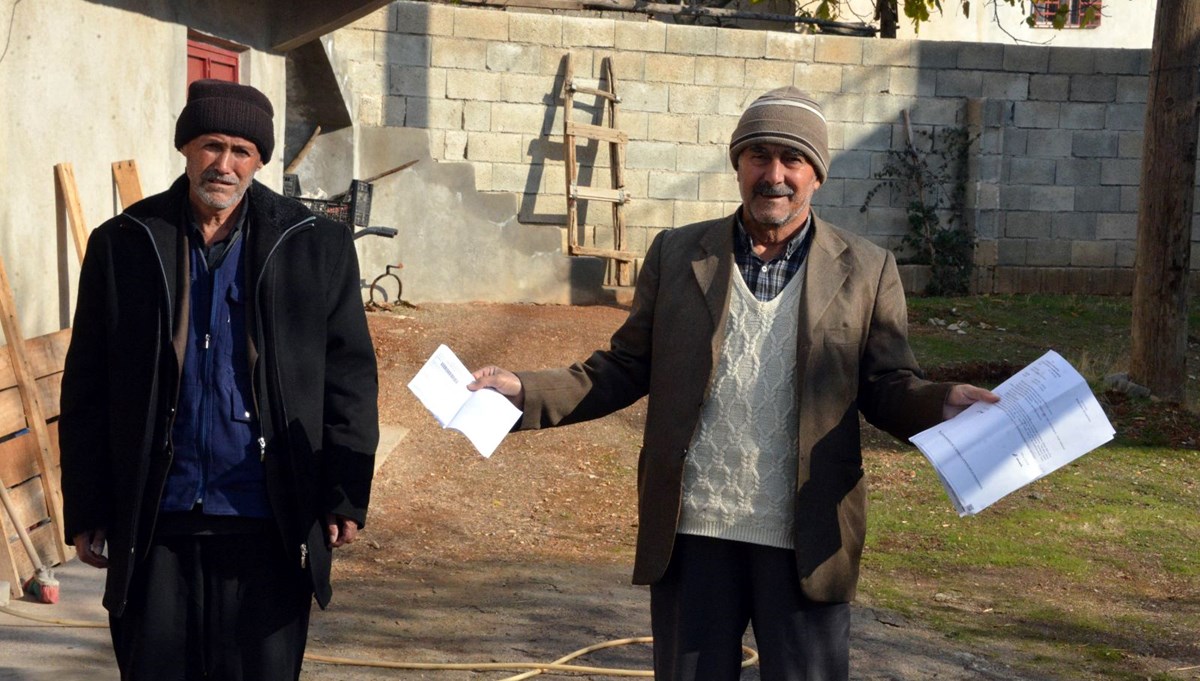 3 ev ile 3 arsasını dolandırıcıya kaptırdı