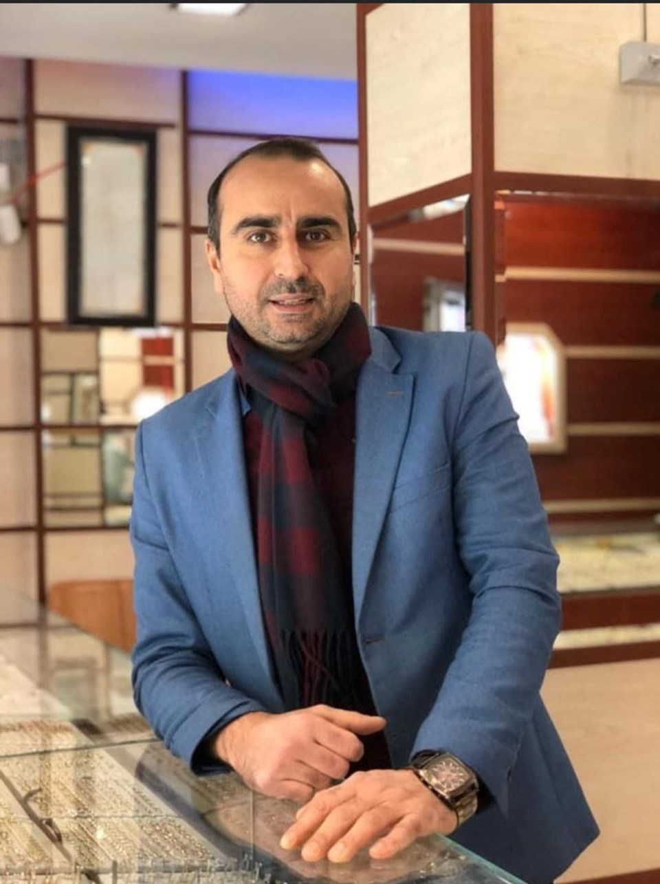 Sultangazi’de oğlunun intiharına dayanamayan baba intihar etti - 1