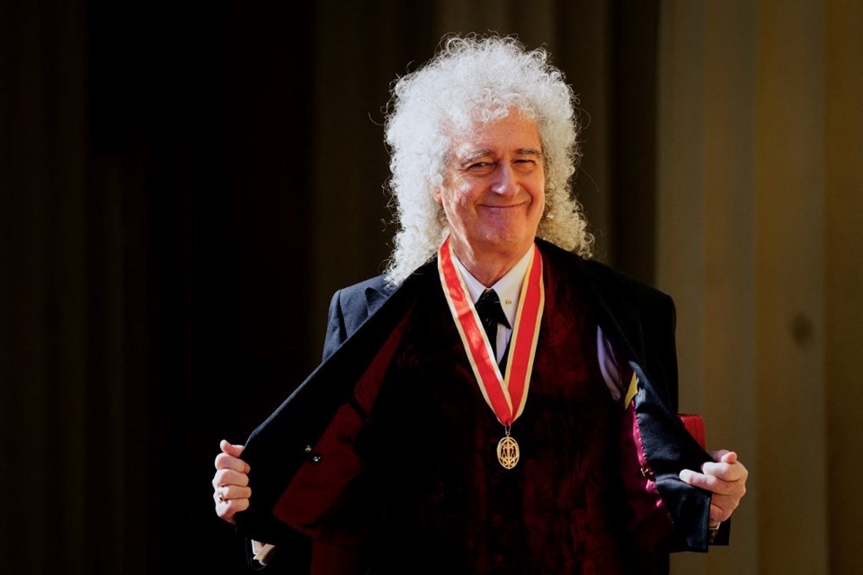 Queen’in gitaristi Brian May'e'Sir' ünvanı - 1