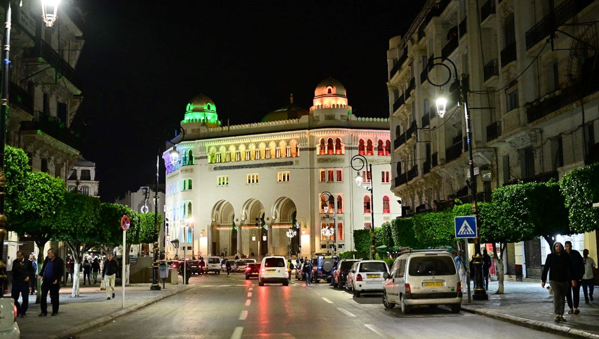 Tarih kokan Akdeniz şehri: Cezayir