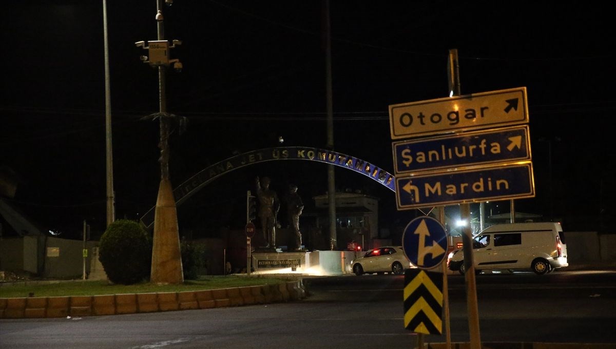 Diyarbakır'da askeri üsse saldırı girişimi