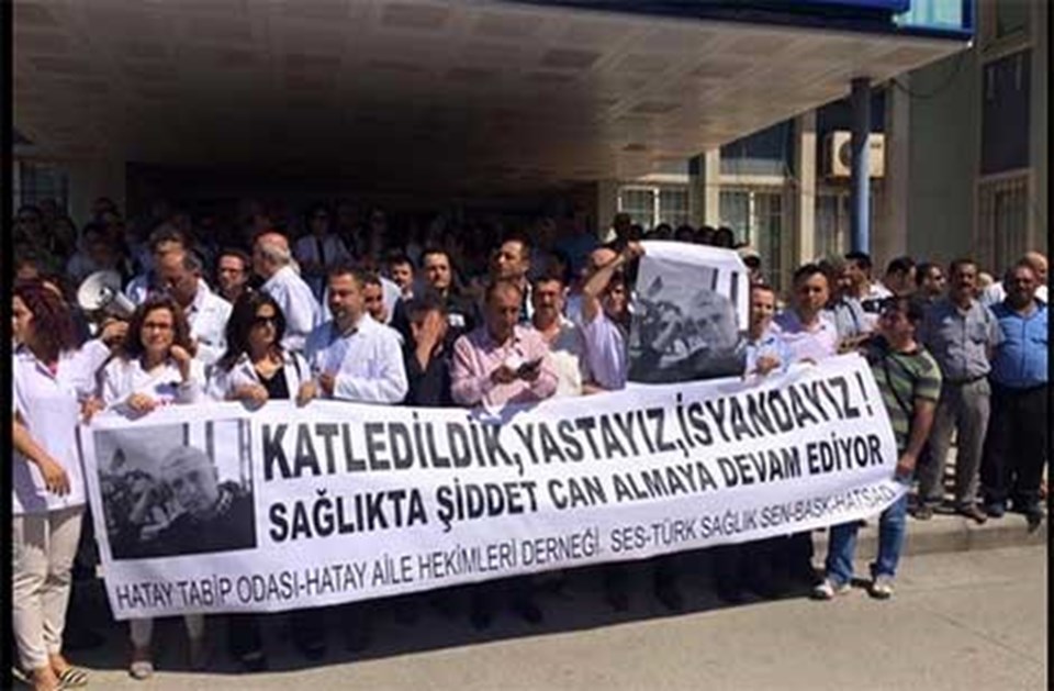 Sağlık çalışanları Dr. Kamil Furtun cinayetini protesto etti - 3
