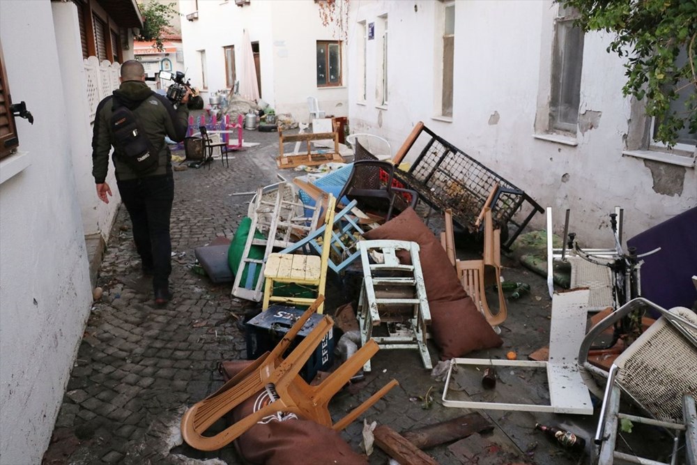 Tsunaminin vurduğu Seferihisar görüntülendi - 14