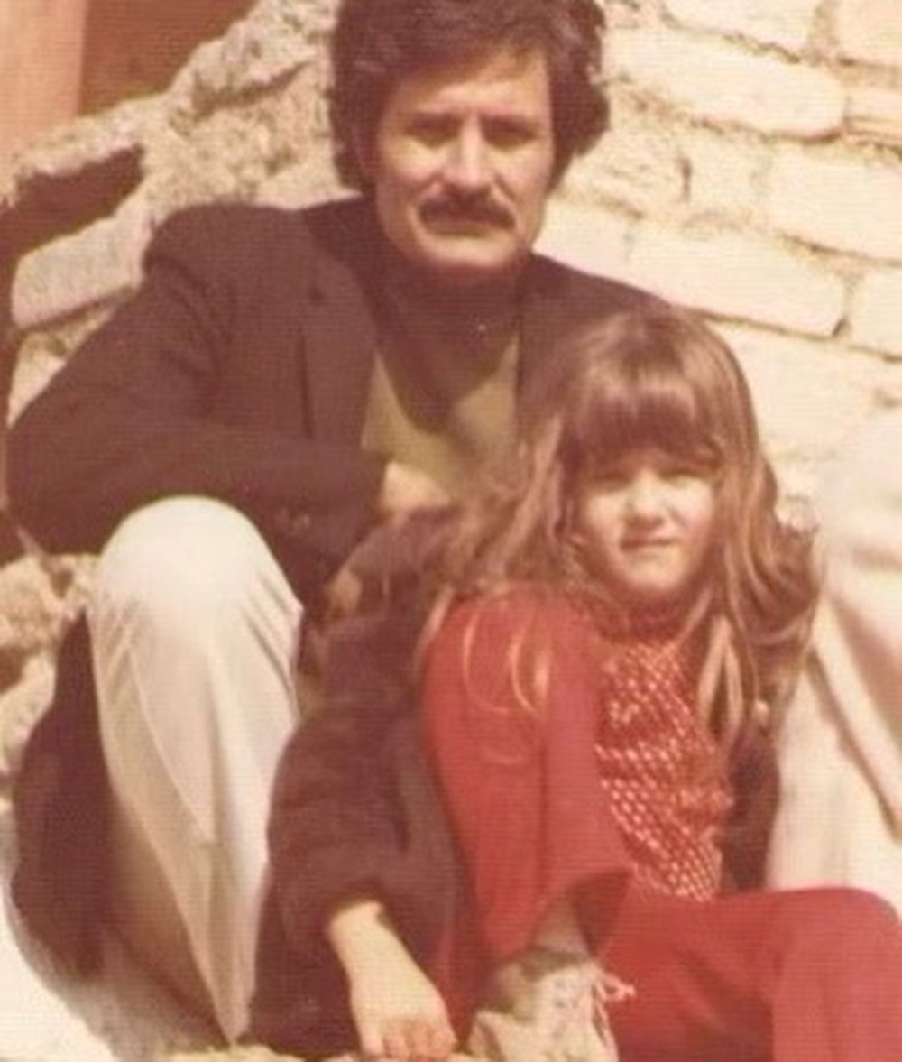 Ünlü isim geçmişe götürdü: "Oyuncu olacağını nasıl anlamadın" (Ünlülerin çocukluk ve gençlik halleri) - 274