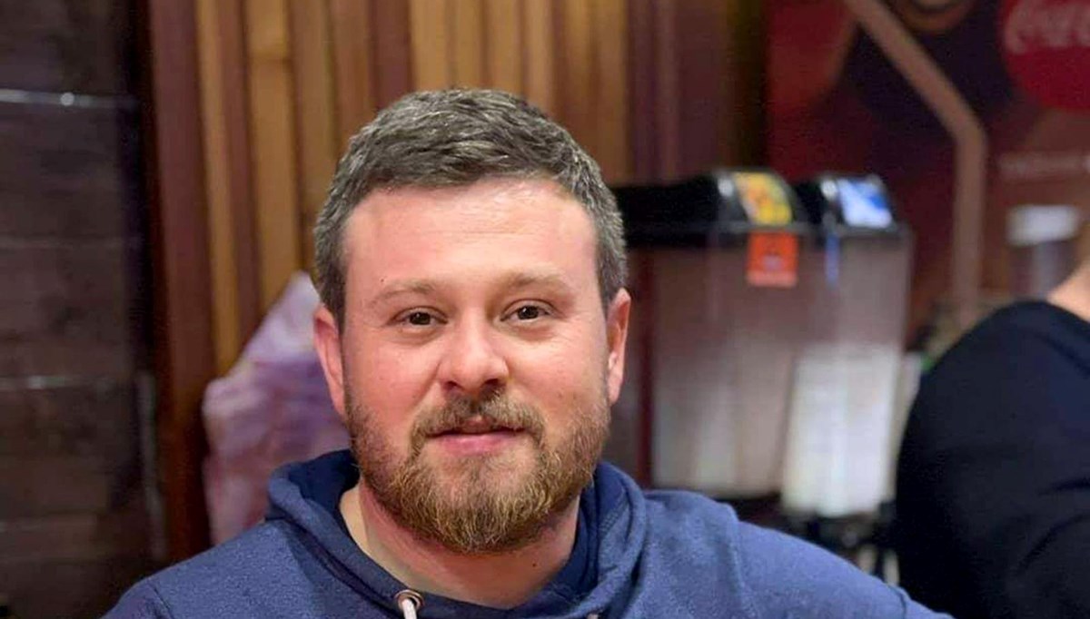 ''Eşime baktın'' tartışmasında kalbinden bıçaklanarak öldürüldü ''Eşime baktın'' tartışmasında kalbinden bıçaklanarak öldürüldü