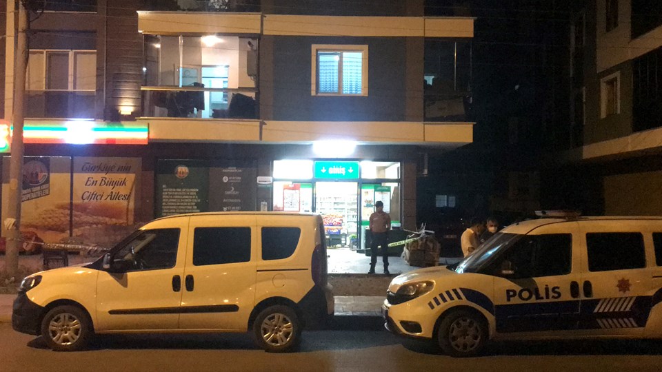 Samsun'da eşi tarafından silahla vurulan polis hayatını kaybetti - 1