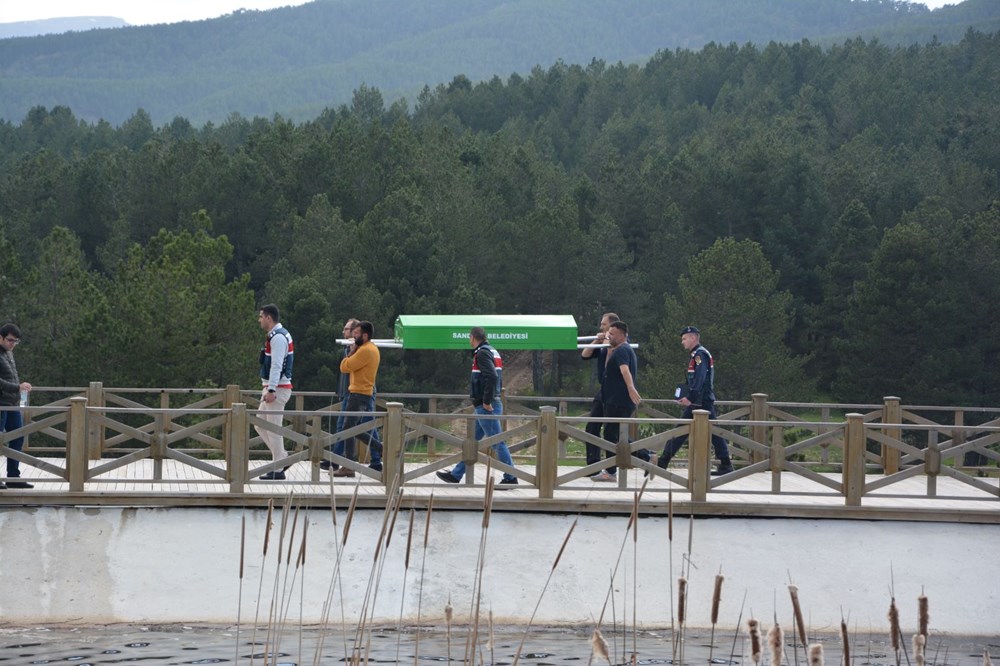 Afyonkarahisar'da piknik faciası: 2'si öğrenci 4 kişi gölette boğuldu - 6