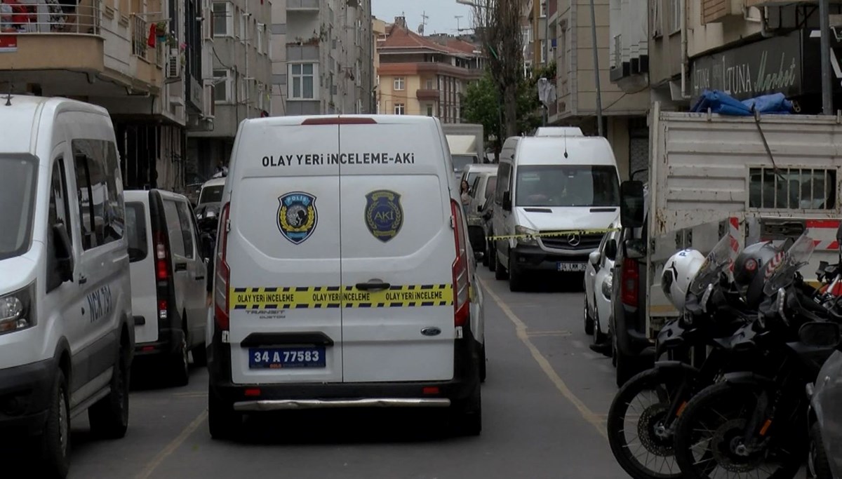 İstanbul'da polise bıçaklı saldırı girişimi