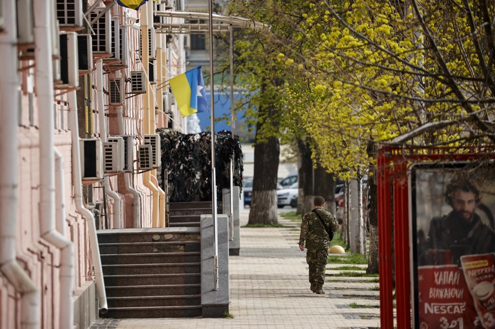 Savaşın gölgesindeki Ukrayna'nın başkenti Kiev'in caddeleri canlanmaya başladı - 9