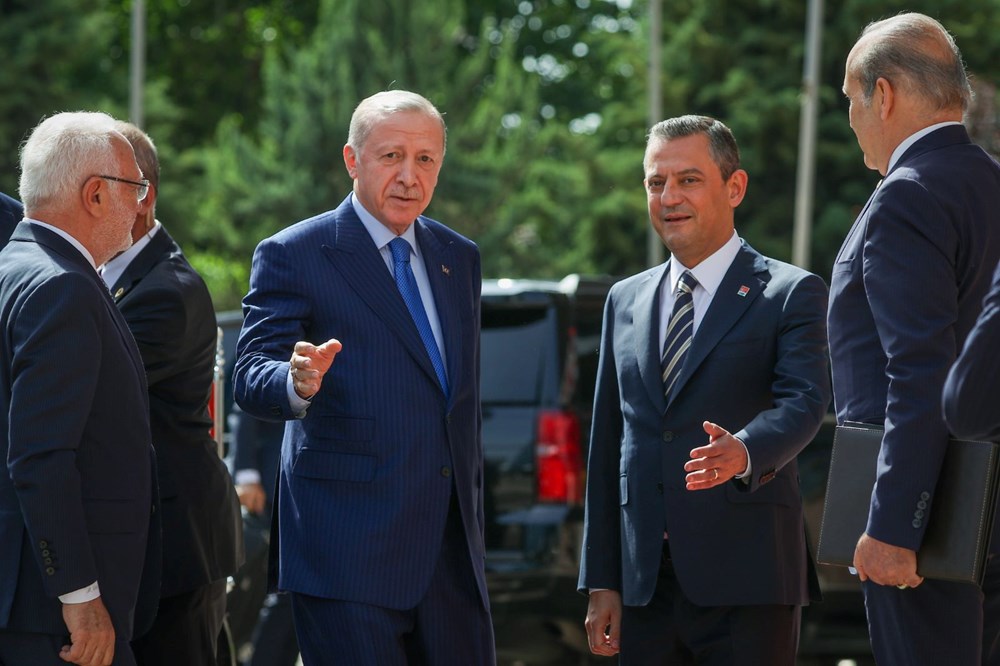 Cumhurbaşkanı Erdoğan, 18 yıl sonra CHP’yi ziyaret etti | Erdoğan-Özel görüşmesi sona erdi - 4