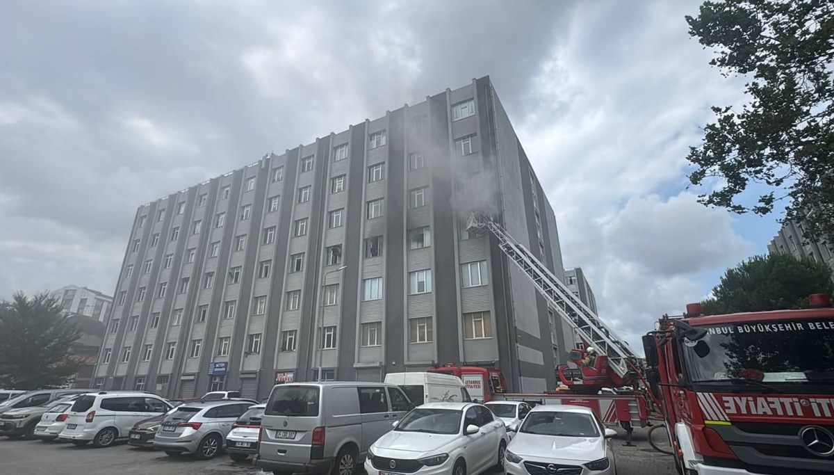 İkitelli OSB'de korkutan yangın