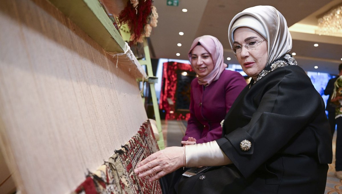 Emine Erdoğan'ın ilmek attığı halı, açık artırmayla satıldı: Geliri depremzede kadınlara bağışlanacak