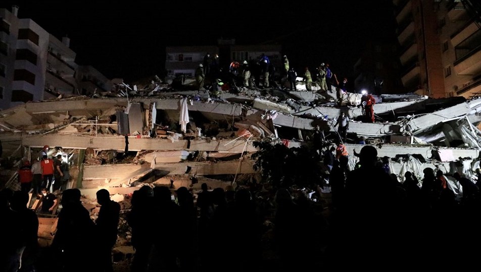 SON DAKİKA: İzmir Seferihisar açıklarında 6,6 büyüklüğünde deprem: 17 can kaybı, 709 yaralı