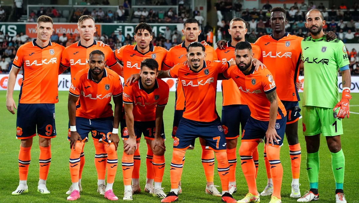 Başakşehir en kötü ilk yarıyı geçirdi Başakşehir en kötü ilk yarıyı geçirdi