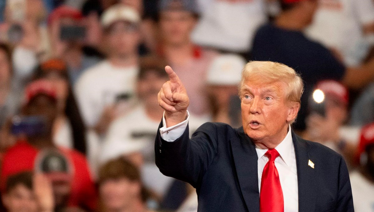 Trump’ın seçim ofisine hırsız girdi Trump’ın seçim ofisine hırsız girdi