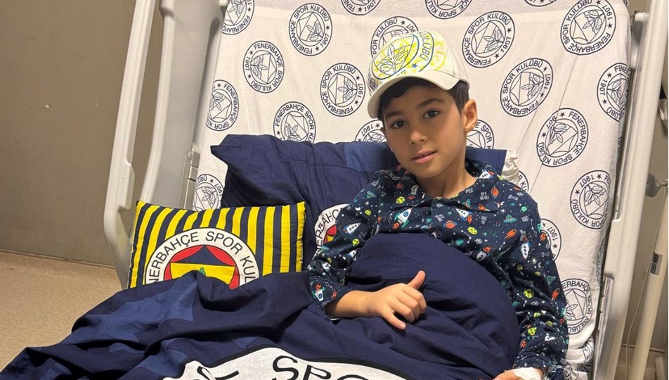 Anderson Talisca, lösemi tedavisi gören Yusuf Berat'ı unutmadı