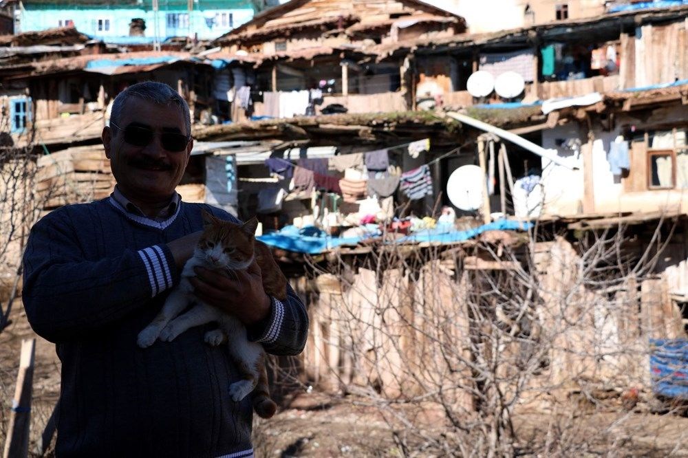 İç içe 35 ev! Burası Nepal değil Manisa - 9