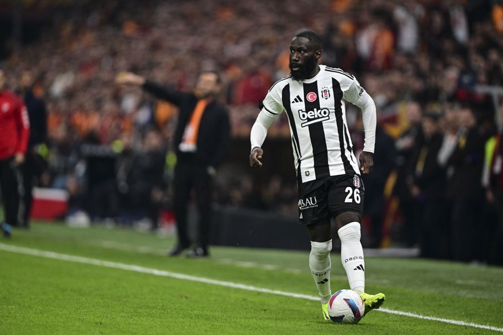 Derbide kazanan Galatasaray: Puan farkı 8'e çıktı - 19