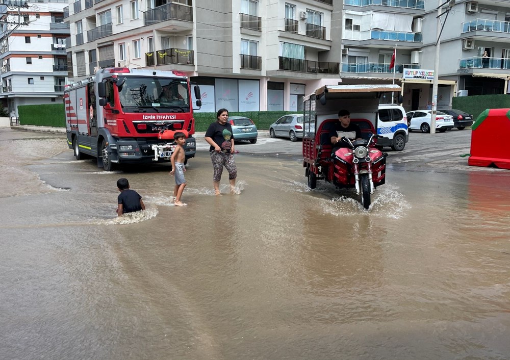 İzmir Su borusu Patlaması