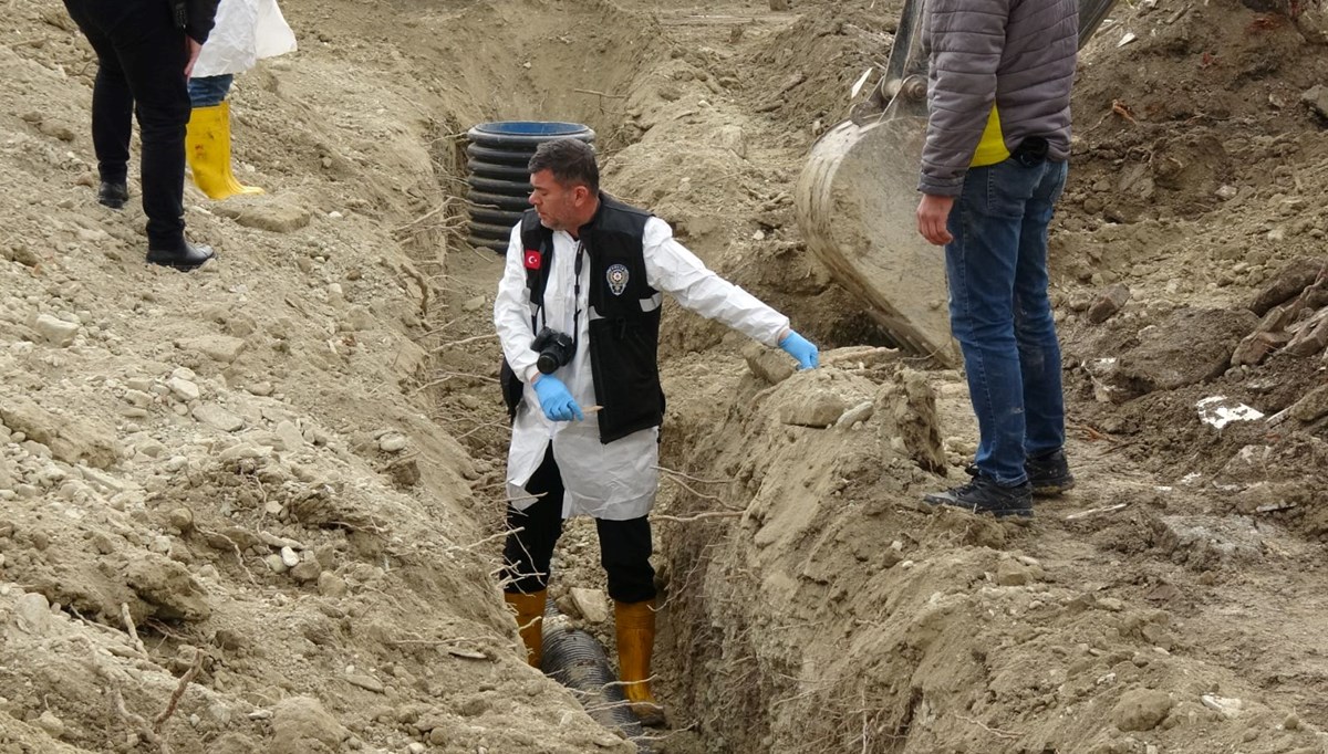 Öğretmenevi bahçesindeki kazıda insan kemikleri bulundu!