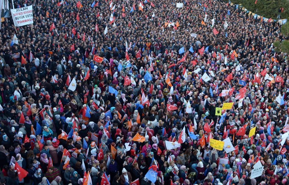 Erdoğan cep telefonlarıyla karşılandı - 1