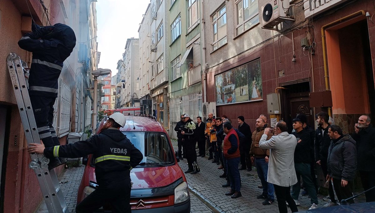 Ocakta yemek unuttu, faciadan son anda kurtuldu Ocakta yemek unuttu, faciadan son anda kurtuldu