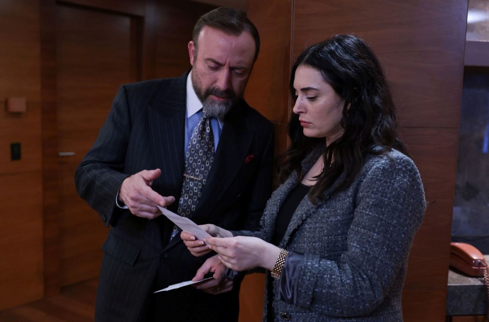 Kral Kaybederse'de Kenan ve Handan Arasındaki Sırlar Ortaya Mı Dökülüyor? 79 T2pcd33u6UGCeSboOJnrMA