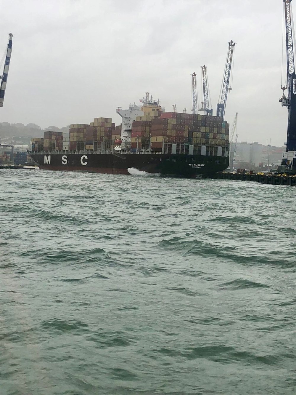 Türkiye'nin birçok ilinde lodos etkili oldu - 10