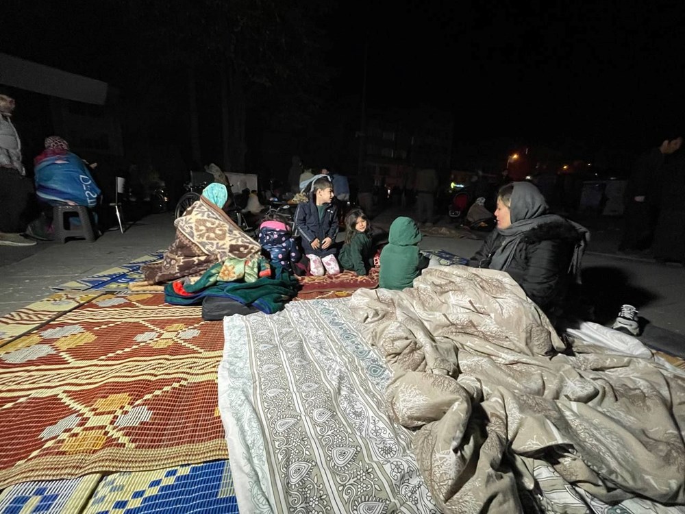 Düzce'de 5,9'luk deprem: Vatandaşlar sokakta - 39