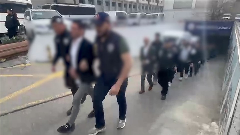 Yasa dışı bahis soruşturması: Altın bozdurup banka almış - 3