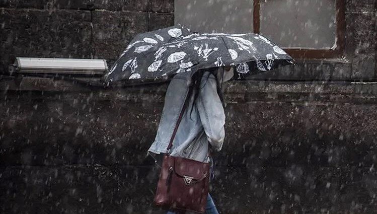 Hava sıcaklığı 15 derece birden düşecek: Meteoroloji'den buzlanma ve don uyarısı