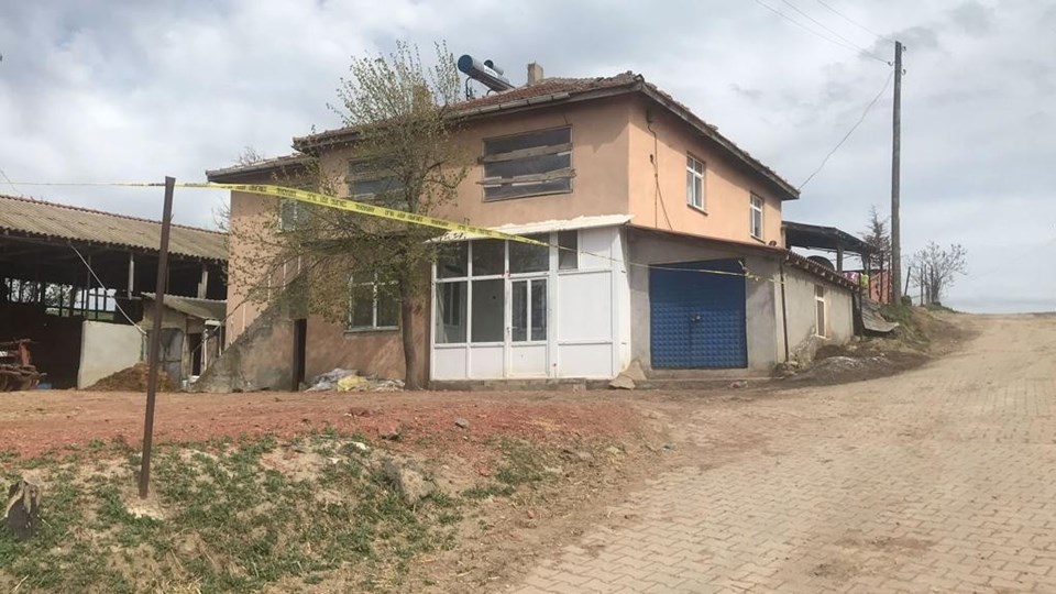 Edirne'de aile katliamı: Altınlar elektrik panosundan çıktı - 1