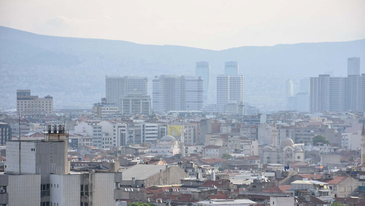 Çöl tozu Türkiye'de: İzmir ve Balıkesir'de hava kalitesi düştü