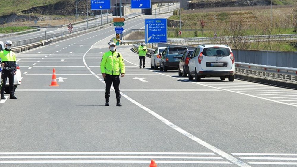 Hız sınırı, kırmızı ışık, kemer cezası kaç TL olacak? (İşte 2023 yeni trafik cezaları) - 8