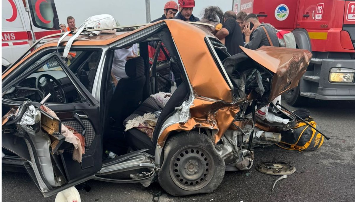 İş insanı ve eşi kazada öldü, 3 kişi yaralandı