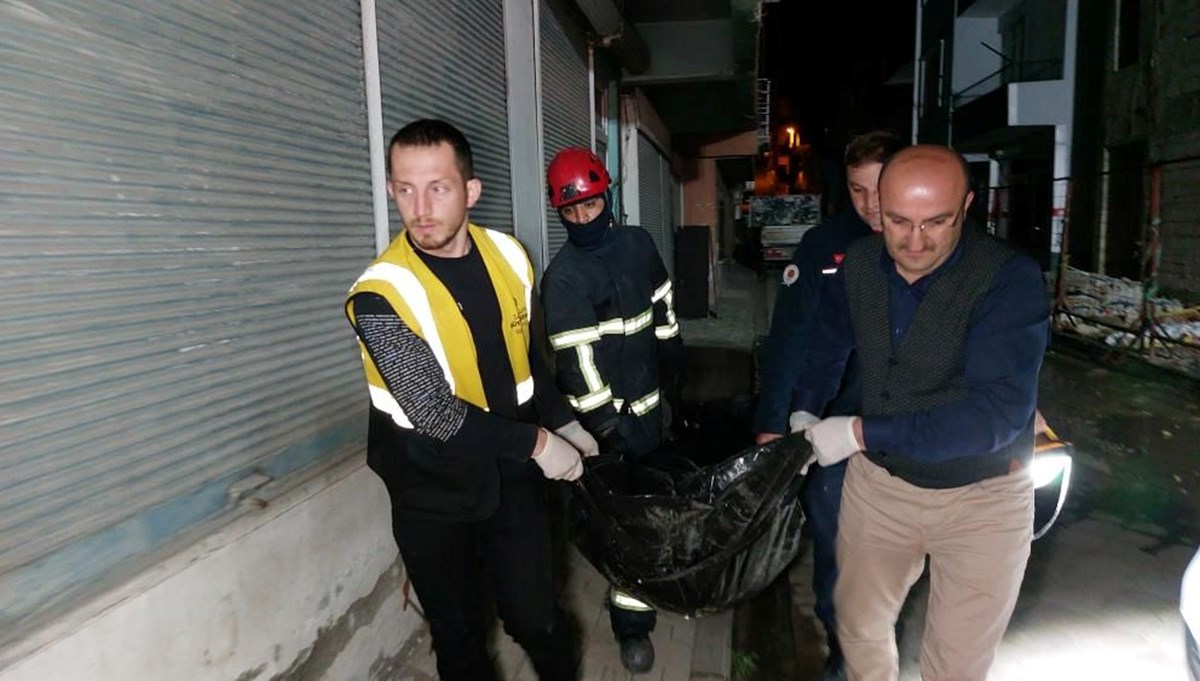 Oto elektrik ustası asansör boşluğunda ölü bulundu Oto elektrik ustası asansör boşluğunda ölü bulundu