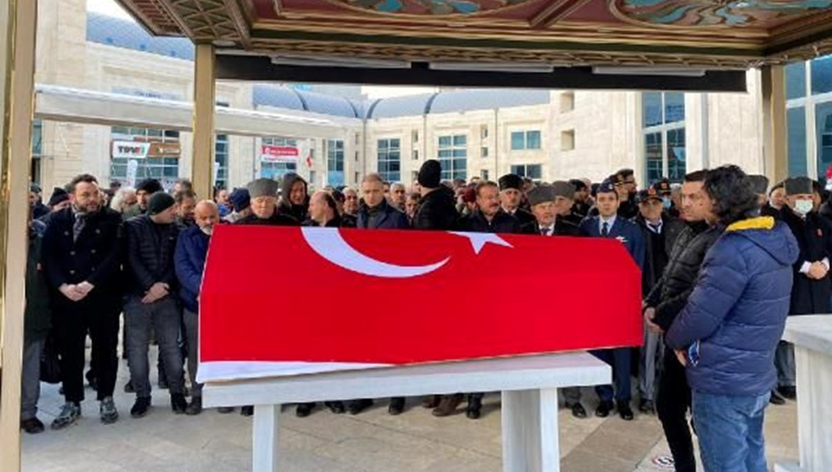 Avcılar’da vefat eden Kıbrıs Gazisi toprağa verildi