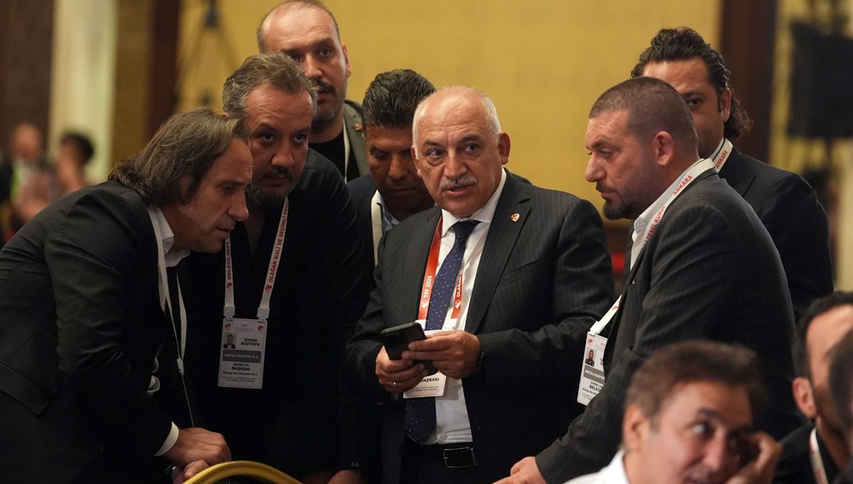 TFF seçimini kaybeden Büyükekşi: Unutulmayacak iz bıraktık TFF seçimini kaybeden Büyükekşi: Unutulmayacak iz bıraktık
