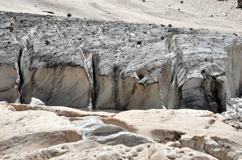 Türkiye'nin zirvesi 20 bin yıllık 'Cilo Buzulları' eriyor - 28