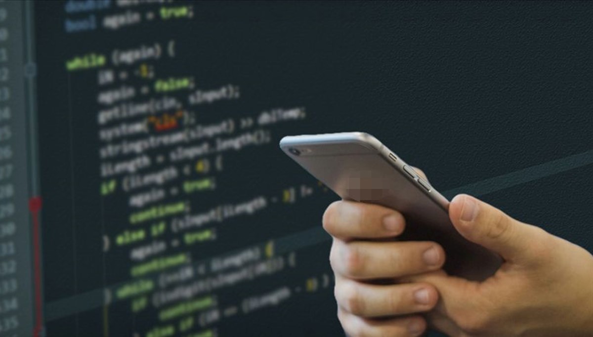 Hediye telefondan casus yazılım çıktı! Hediye telefondan casus yazılım çıktı!