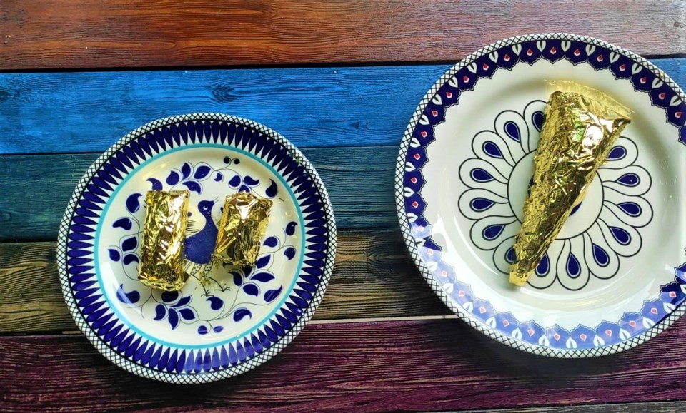 24 ayar altın kaplamalı baklava: Dilimi 550 lira - 1
