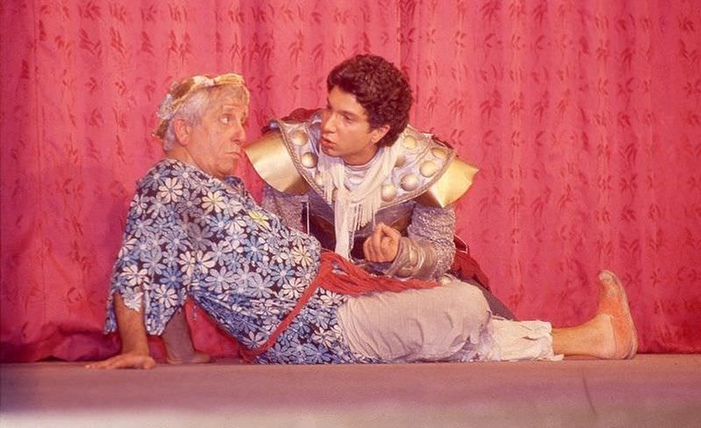 Özcan Deniz'den nostaljik paylaşım (Ünlülerin çocukluk ve gençlik halleri) - 235