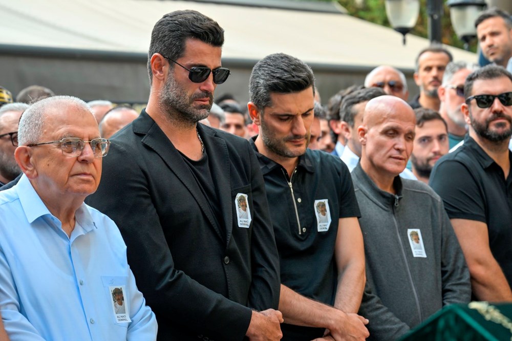 Volkan Demirel'den babasına duygu dolu veda: Hayatımda ilk defa kaybettiğimi anladım - 4