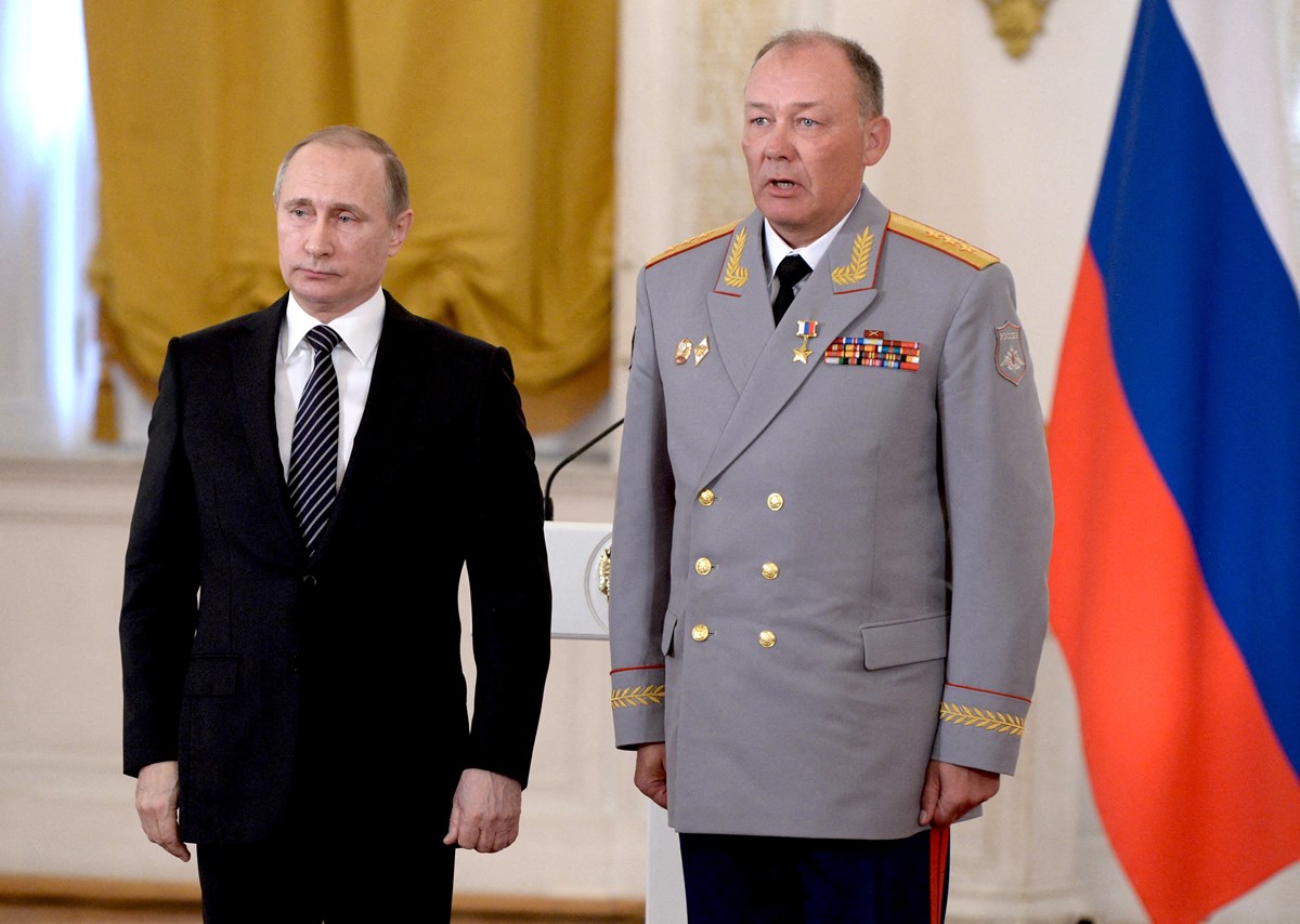Vladimir Putin, Ukrayna operasyonlarının başına Suriye